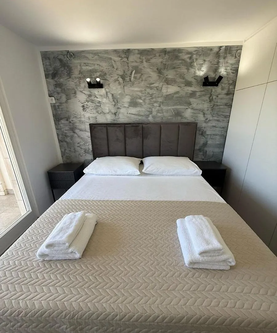Suite Apartment A1 Sukošan