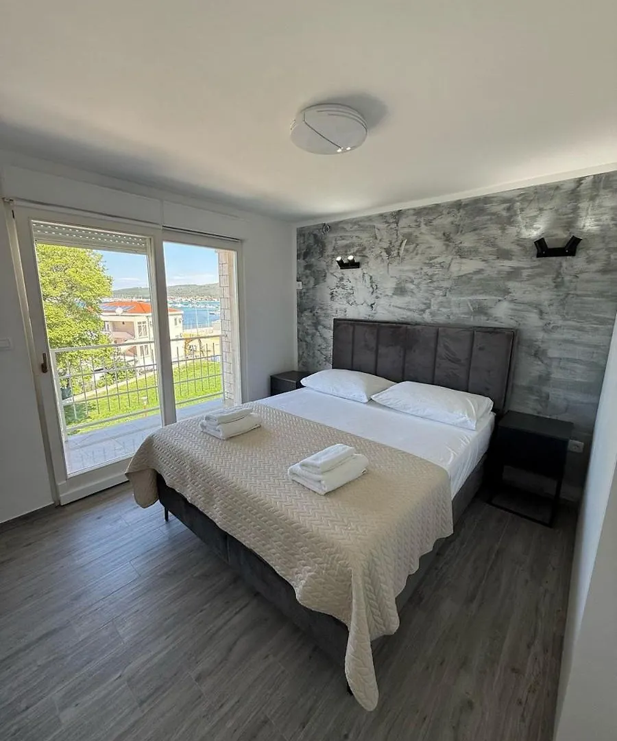 Suite Apartment A1 Sukošan 0*,